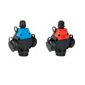 Розетка трехсторонняя групповая каучуковая 2Р+РЕ 16А 220В IP54 (защелкивающаяся крышка)