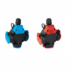 Розетка трехсторонняя групповая каучуковая 2Р+РЕ 16А 220В IP54 (пружинная крышка)